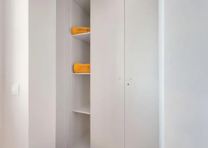 Obsidian Zafiro Amarilla Golf * San Miguel de Abona